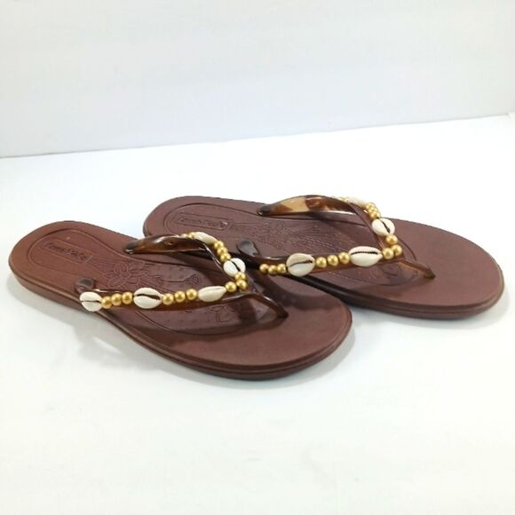 Luna Kicks Brown Boho Thong Sandals with Shell and Bead Accents Womans XL 11/12 - Picture 3 of 8